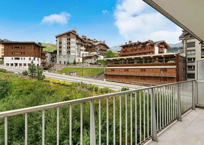 Appartement Renove Courchevel 1650 Avec Parking - Fr-1-563-85 *