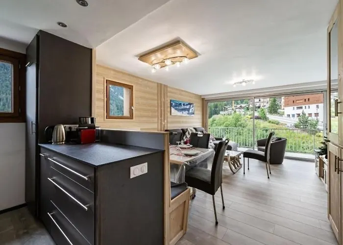 Appartement Appartement Renove Courchevel 1650 Avec Parking - Fr-1-563-85 Courchevel